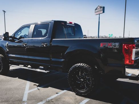 Used 2017 Ford F250 XL w/ STX Appearance Package image 30