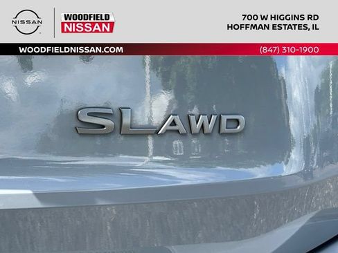Used 2024 Nissan Rogue SL AWD/4WD image 13