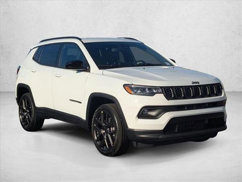 New 2026 Jeep Compass Latitude image 7