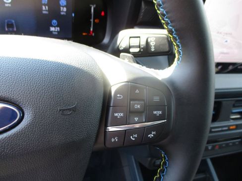 New 2026 Ford Maverick Lobo image 7