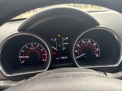 Used 2013 Toyota Highlander Limited AWD/4WD image 14
