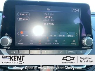 Used 2022 Nissan Altima 2.5 SV video 1