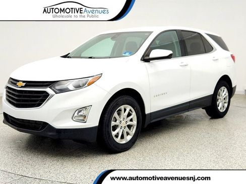 Used 2020 Chevrolet Equinox LT w/ Driver Convenience Package FWD image 1