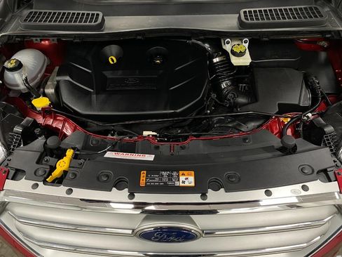 Used 2017 Ford Escape SE image 12