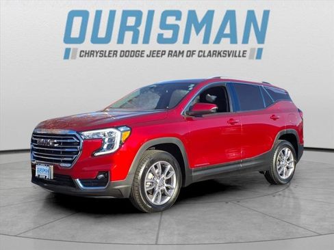 Used 2022 GMC Terrain SLT w/ Infotainment Package II image 7
