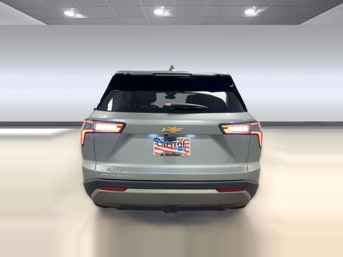 Certified 2025 Chevrolet Equinox LT image 9