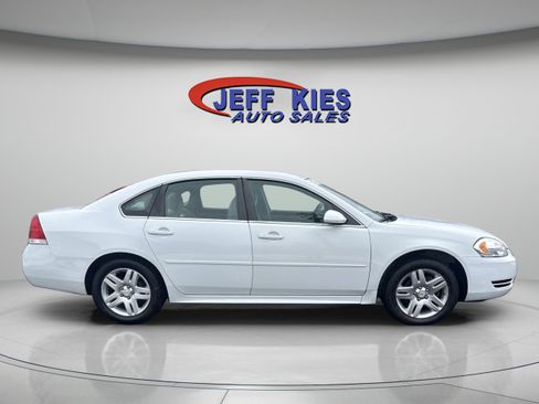 Used 2016 Chevrolet Impala LT image 4