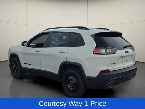Used 2019 Jeep Cherokee Latitude Plus AWD/4WD image 6