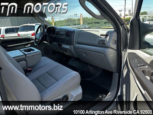 Used 2005 Ford F350 XLT AWD/4WD image 11