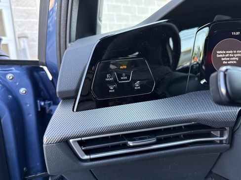 New 2025 Volkswagen GTI SE image 15