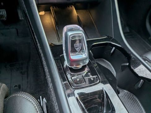 Used 2026 Volvo XC40 B5 Plus w/ Protection Package Premier image 16