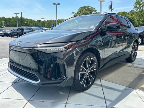 Used 2024 Toyota bZ4X AWD w/ Weather Package image 6