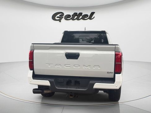 Used 2024 Toyota Tacoma SR5 w/ SR5 Upgrade Package RWD image 7