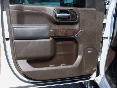 Used 2021 GMC Sierra 2500 Denali w/ Denali Ultimate Package AWD/4WD image 20