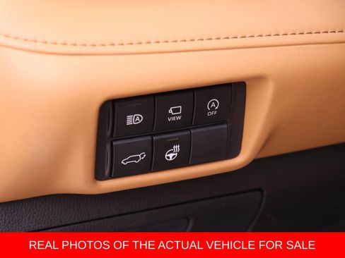 Used 2023 Toyota Highlander Platinum AWD/4WD image 16