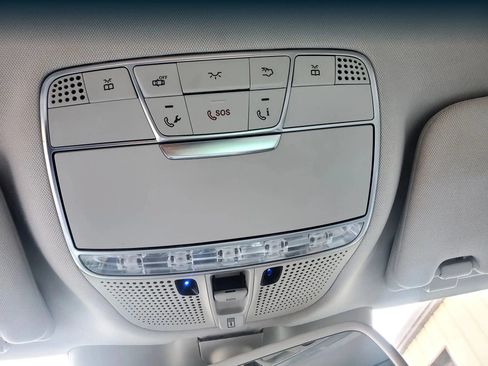 Used 2016 Mercedes-Benz S 550 4MATIC Sedan image 74