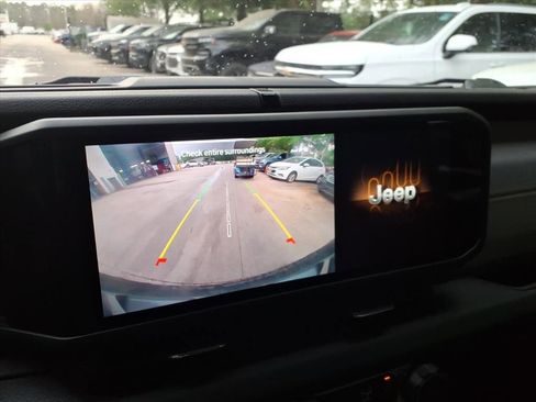 Used 2024 Jeep Wrangler Sport S image 15