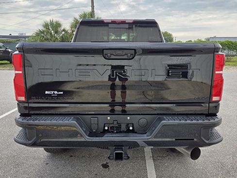 Certified 2026 Chevrolet Silverado 2500 LTZ w/ LTZ Plus Package AWD/4WD image 4