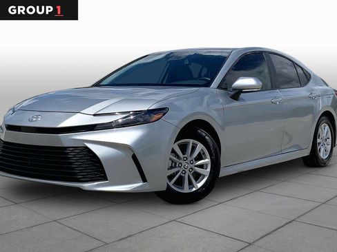 Used 2026 Toyota Camry LE FWD image 1