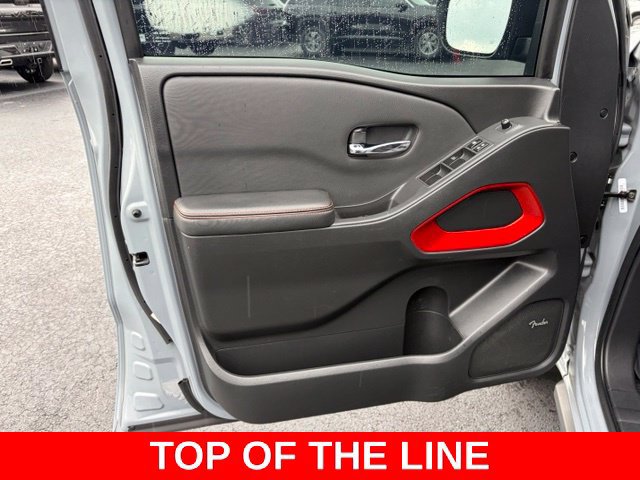Used 2024 Nissan Frontier Pro-X w/ Pro Premium Package RWD image 13