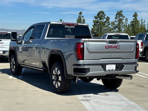New 2026 GMC Sierra 2500 Denali w/ Denali Reserve Package image 12