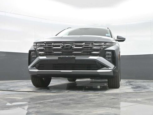 New 2026 Hyundai Tucson Limited image 32