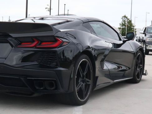 Used 2023 Chevrolet Corvette Stingray Preferred Cpe w/ Z51 Performance Package RWD image 12