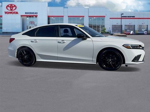 Used 2024 Honda Civic Sport image 3