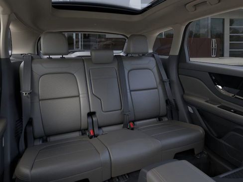 New 2025 Lincoln Corsair Grand Touring image 11