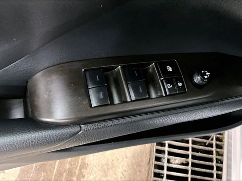 Certified 2024 Toyota Camry SE w/ Cold Weather Package image 33