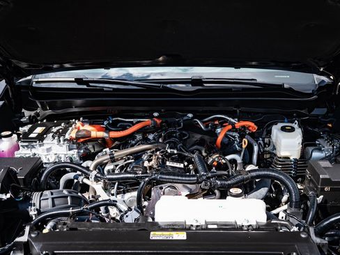 Used 2025 Toyota Tacoma Trailhunter w/ Tow Tech Package image 36