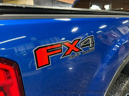 Used 2019 Ford Ranger XLT w/ Equipment Group 302A Luxury AWD/4WD image 12
