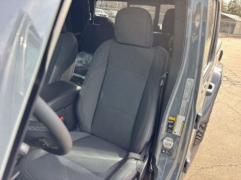 New 2026 Jeep Gladiator Willys image 18