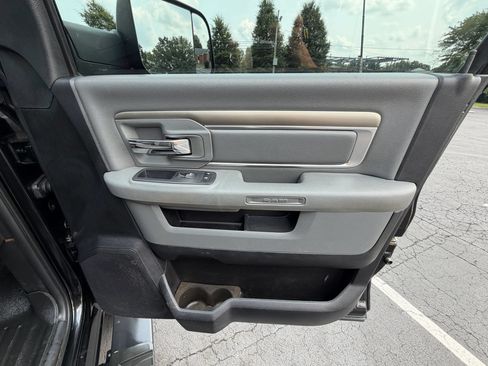 Used 2017 RAM 2500 Big Horn AWD/4WD image 23