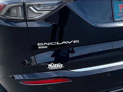 Used 2022 Buick Enclave Avenir w/ Avenir Technology Package AWD/4WD image 8