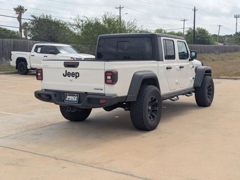 Used 2020 Jeep Gladiator Sport w/ Quick Order Package 24S image 5