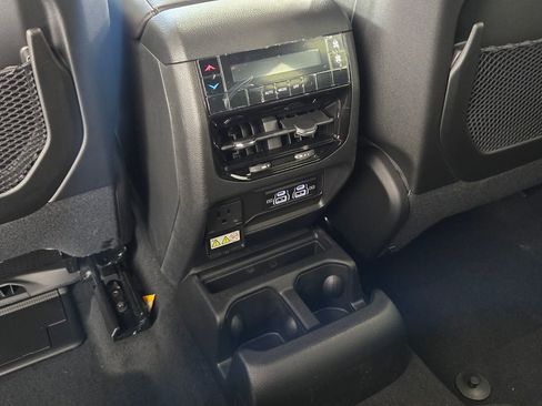 New 2025 Jeep Grand Cherokee L Laredo RWD image 10