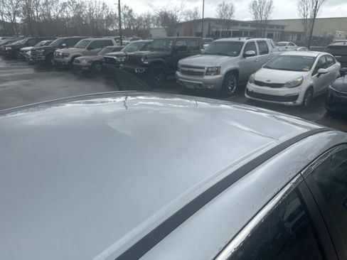 Used 2010 Honda Accord LX image 21