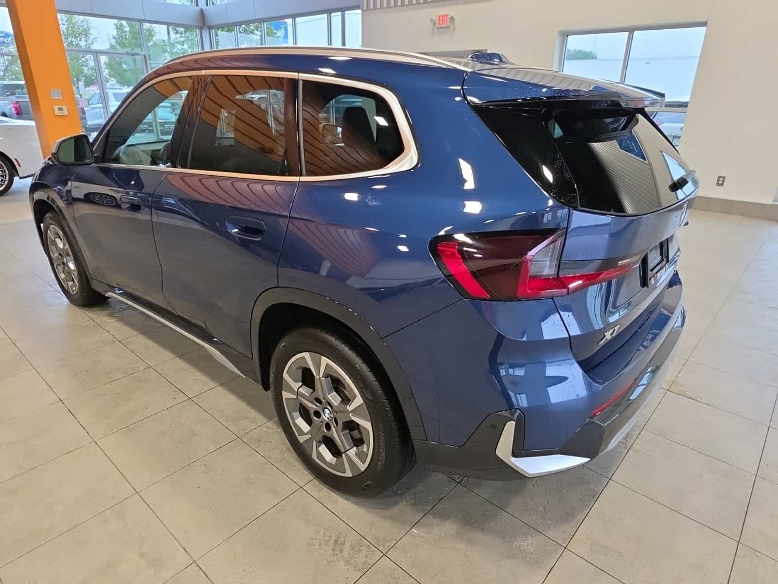 Used 2023 BMW X1 xDrive28i w/ Convenience Package AWD/4WD image 15