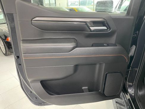 Used 2022 GMC Sierra 1500 AT4 w/ AT4 Premium Package image 21