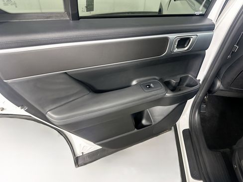 Used 2025 Hyundai Santa Fe SEL AWD/4WD image 25