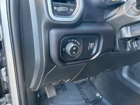 Used 2024 RAM 3500 Big Horn image 38