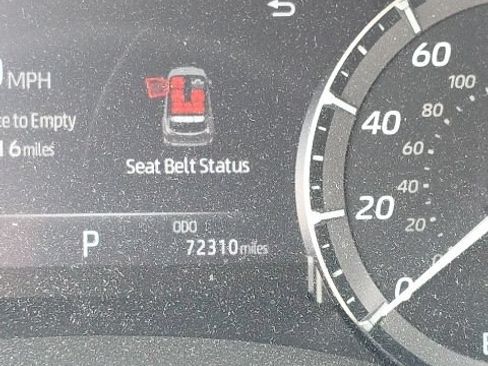 Used 2021 Toyota Highlander Platinum FWD image 13