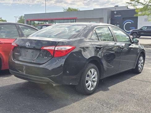 Used 2016 Toyota Corolla LE FWD image 7