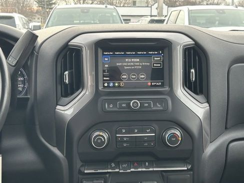 Used 2019 Chevrolet Silverado 1500 Custom Trail Boss w/ Custom Convenience Package image 22