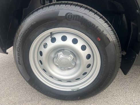 New 2026 Ford Maverick XL image 17