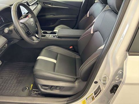 Certified 2026 Toyota Camry SE w/ Convenience Package FWD image 15