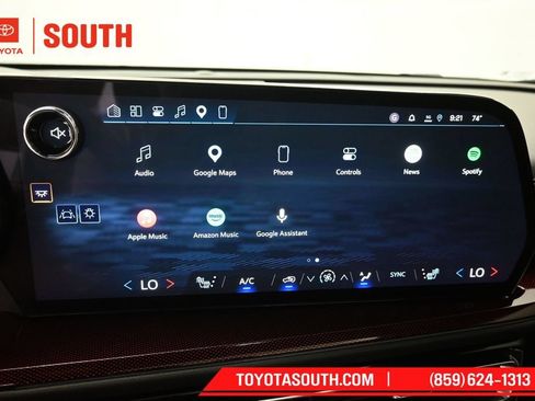 Used 2026 Chevrolet Traverse Z71 w/ Enhanced Driving Package AWD/4WD image 14