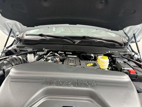 New 2026 RAM 2500 Tradesman w/ Chrome Appearance Group AWD/4WD image 8