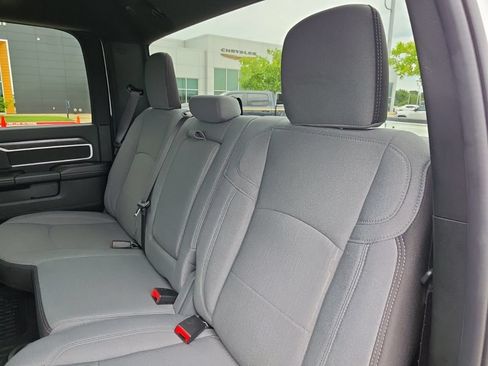 Used 2024 RAM 2500 Big Horn AWD/4WD image 17